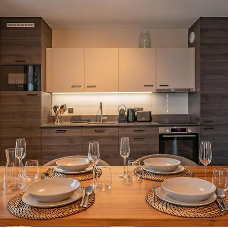 Perle Blanche - Brand New 2 Bedroom Apartment Perfectly Located Chamonix Exterior photo